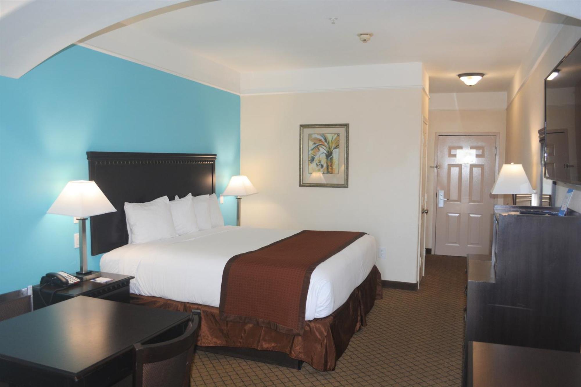 King Suite Ocean View Non-Smoking
