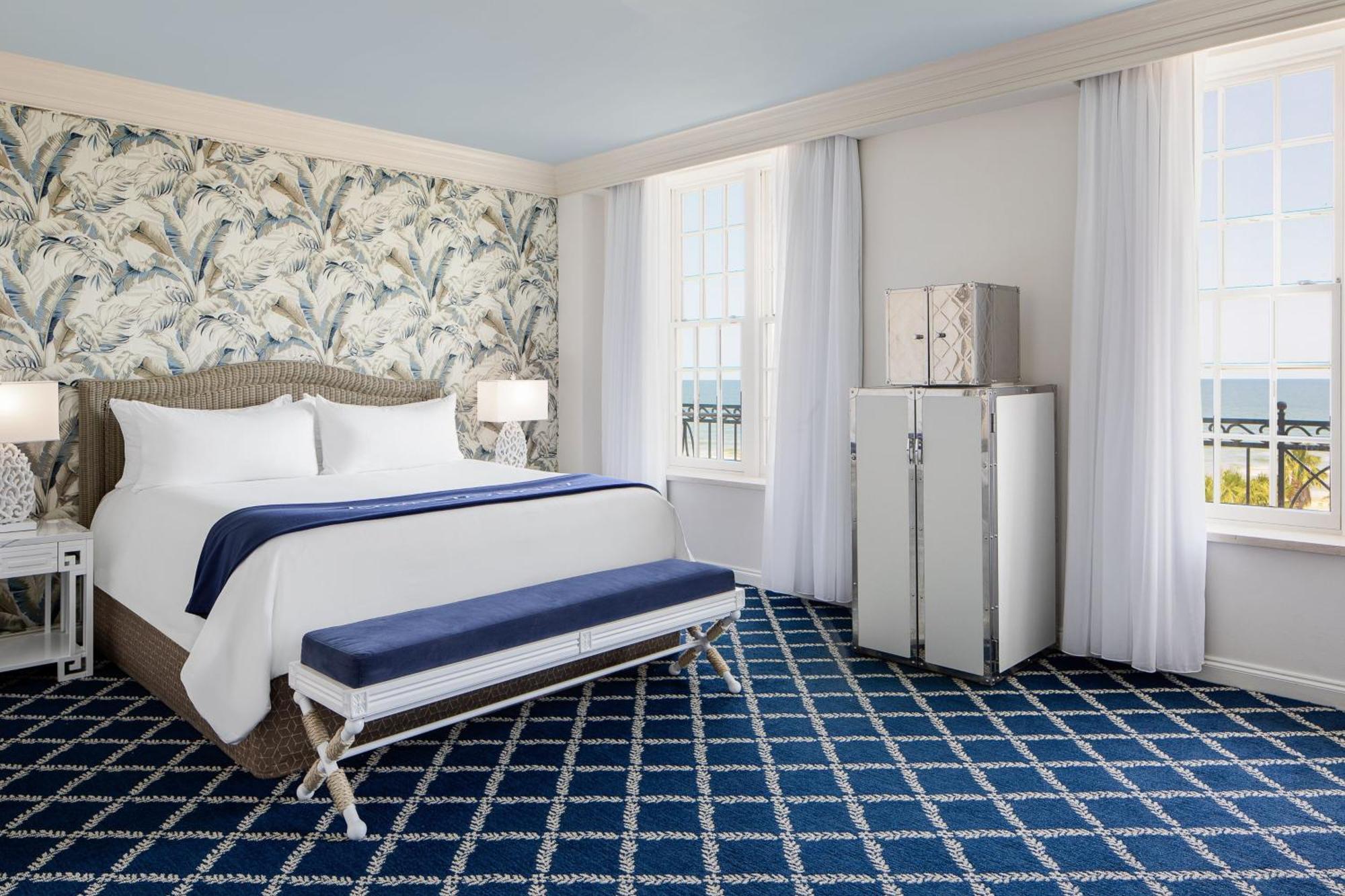 Deluxe King Room Ocean View Beachfront