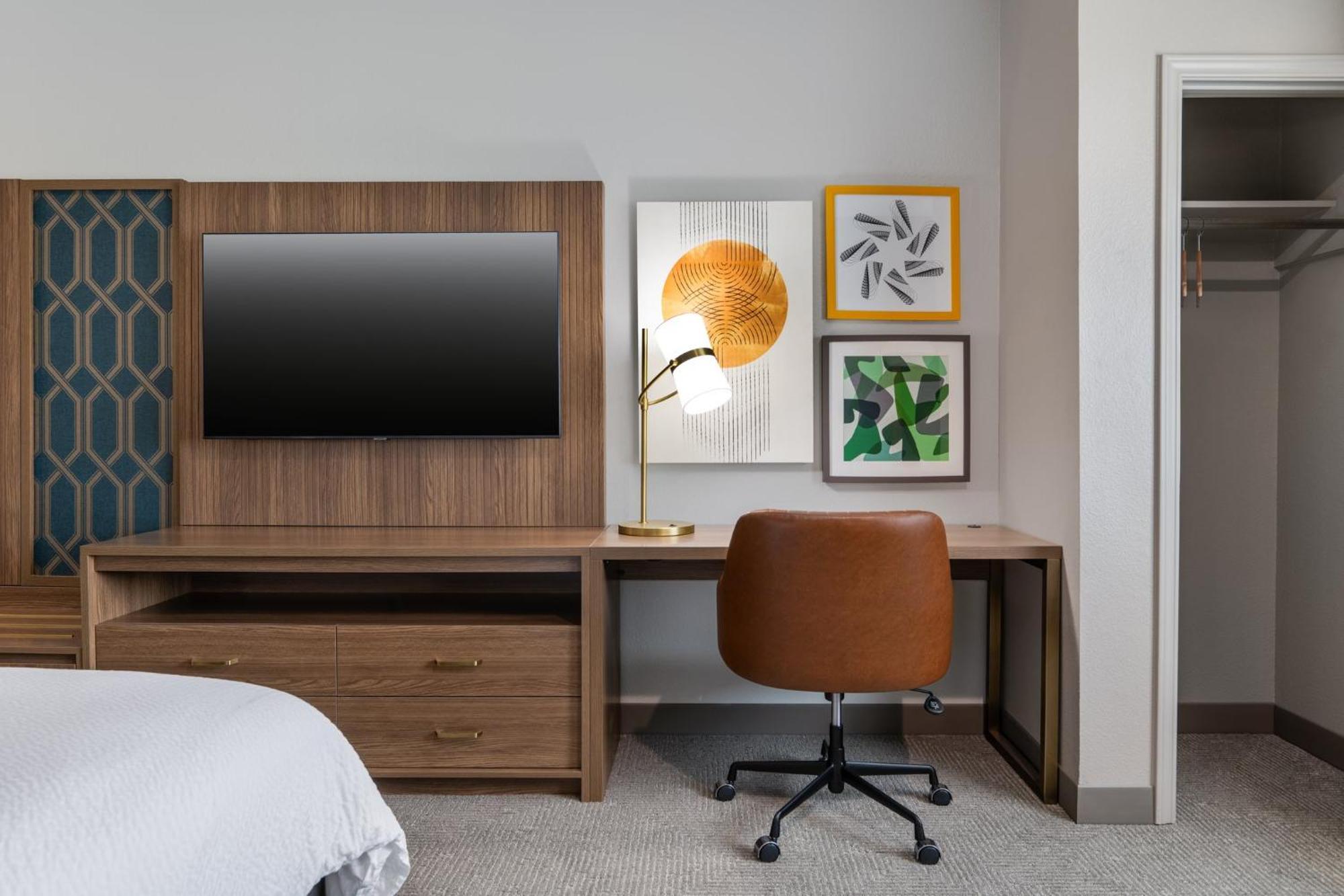 Standard King Room