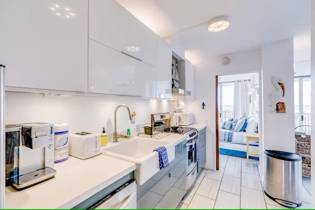 514 Harbor-view Beachfront Heated Pool 1Bed 1 Bath