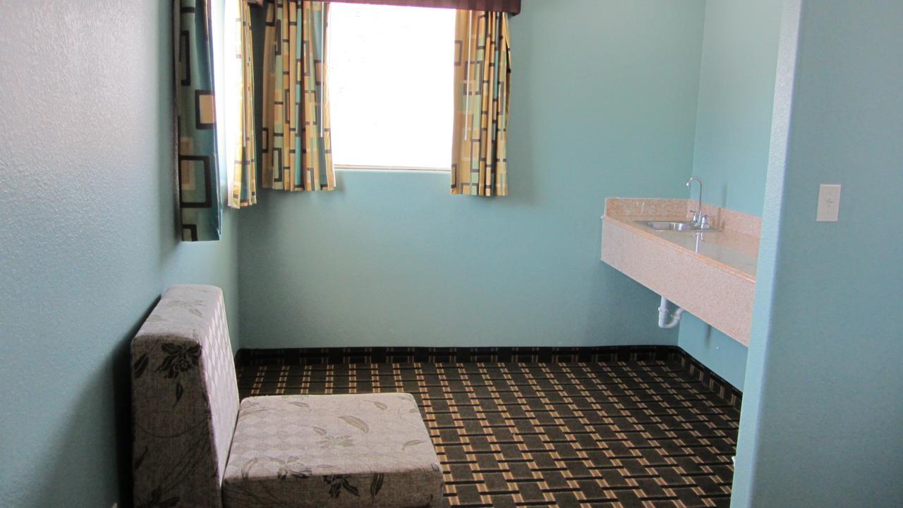 Deluxe Double Room Side Sea View