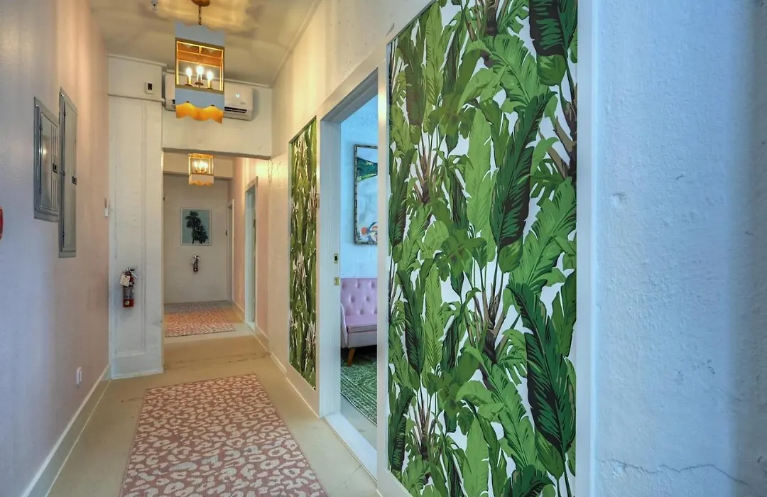 Room 6 Oleander Hotel Walk To Cruise Terminal, Restaurants & The Strand-1