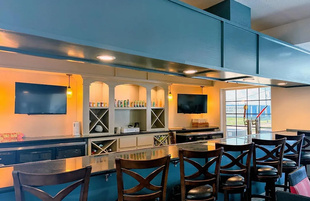 Comfort Suites Galveston Cruise Port Area - Beachside-1
