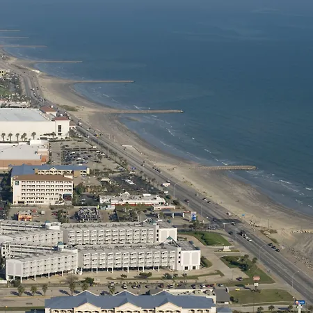 Casa Del Mar Beachfront Suites-2